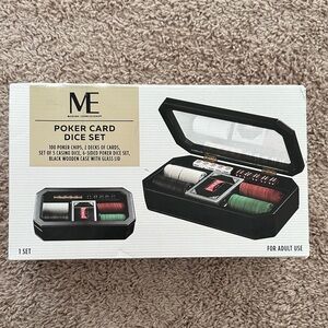 Modern Entertainment Poker Card Dice Set - Black, Red, Green.